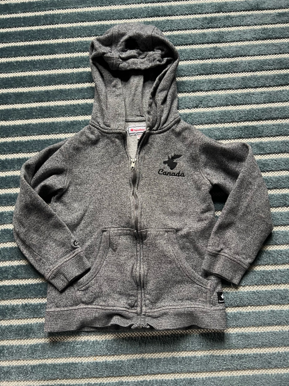 Canadiana kids unisex M zip-up sweatshirt